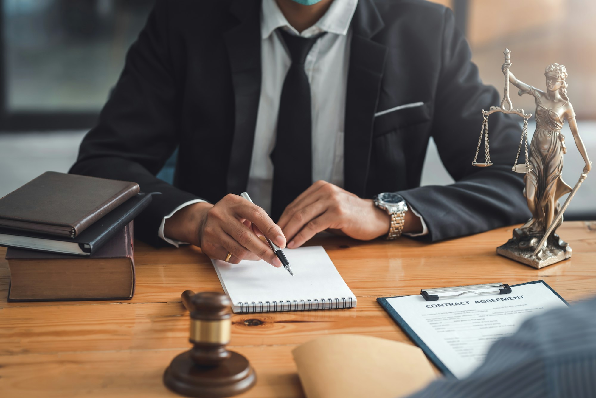 The Legal Execution Department makes an appointment with the customer to sign a mediation