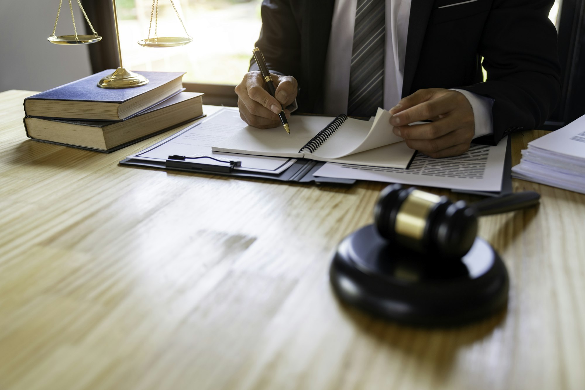 Who Can You Sue in a Commercial Truck Accident? Las Vegas