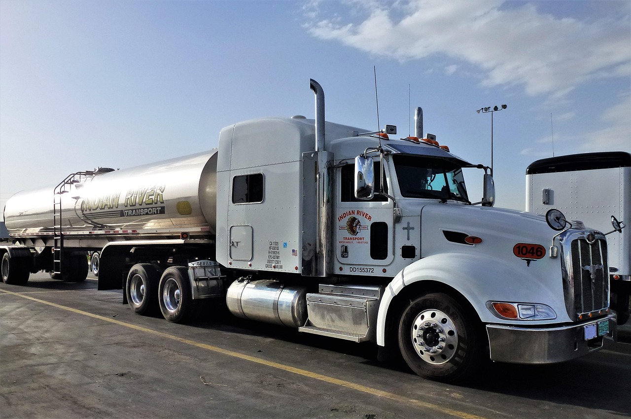 Truck vs Car Accidents in Las Vegas: Why the Lawsuits Look Completely Different